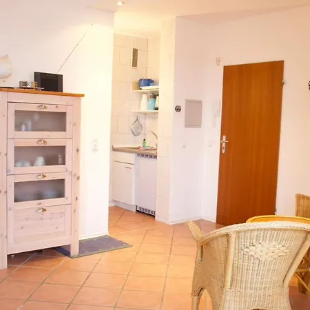 Luebeck 25 Apartment *