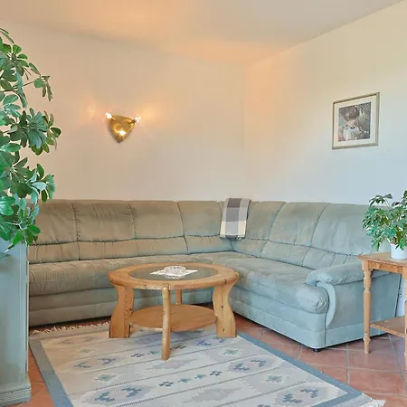 Apartment Luebeck 25 *